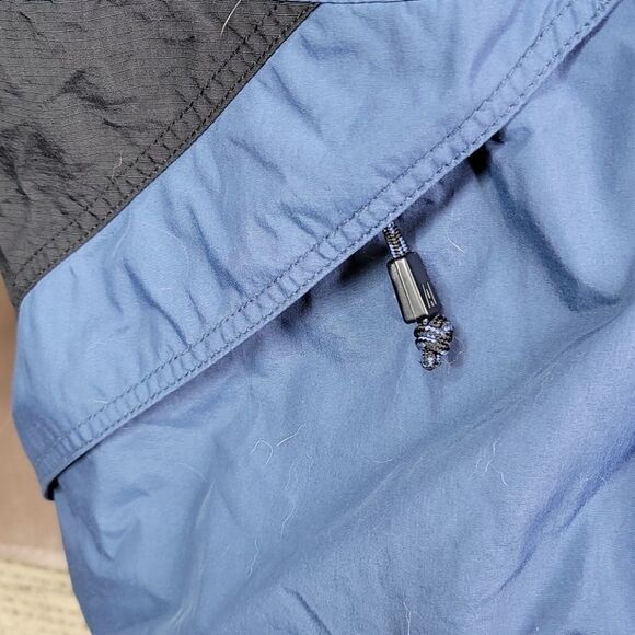 AMERICAN EAGLE PERFORMANCE Hooded Jacket Medium - Picture 5 of 16